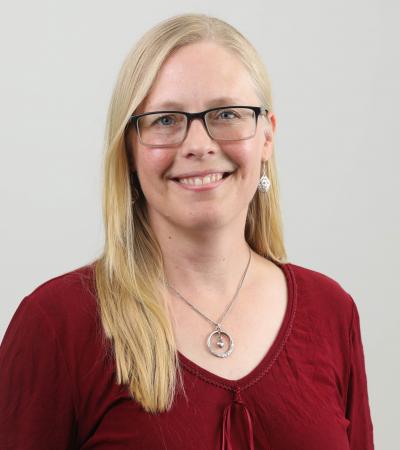 Dr Helena Mangs